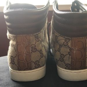 Gucci snake skin shoes